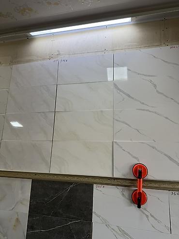 Керамическая плитка и керамогранит с фактурой мрамора - Форматы