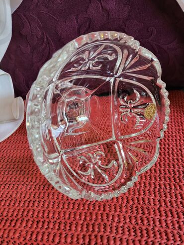 Kuhinjski setovi: Bombonijera nova pun kristal,rucni rad. Bohemija 70te. Sve na — 11