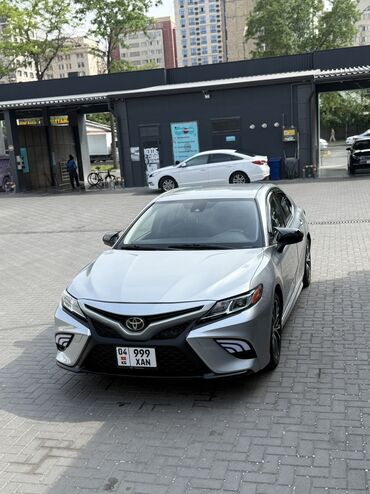 панель торпедо камри 30: Toyota Camry: 2018 г., 2.5 л, Автомат, Бензин, Седан