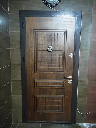 Uzunmüddətli kirayə mənzillər: Nərimanov metrosunun yaxınlığında Akkorda yerləşən ümumi sahəsi 130 — 8