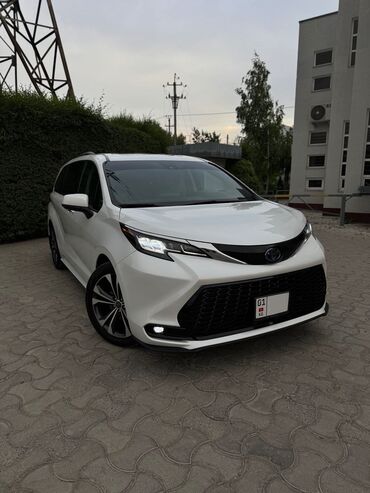 Toyota: Toyota Sienna: 2023 г., 2.5 л, Автомат, Гибрид, Универсал