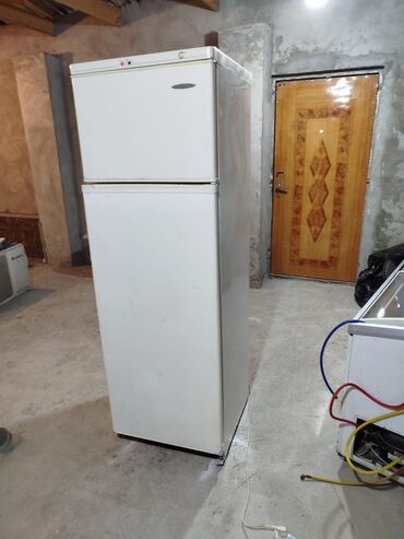 холодильник баку: İşlənmiş Soyuducu De frost, İki kameralı, rəng - Ağ