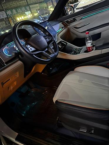 bmw 323: BYD Yuan Up: 2023 г., 3.3 л, Автомат, Электромобиль, Кроссовер — 8