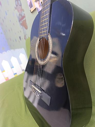 gitara klasik: Klassik akustik gitara – qara rəng - Korpus: tam ölçülü klassik — 4