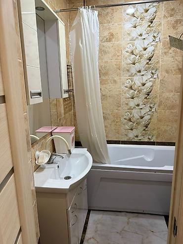 2017: 2 комнаты, 57 м², Золотой квадрат 7 этаж — 10
