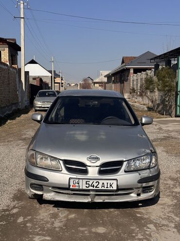 Nissan: Nissan Almera: 1.5 л, Механика, Бензин, Хэтчбэк