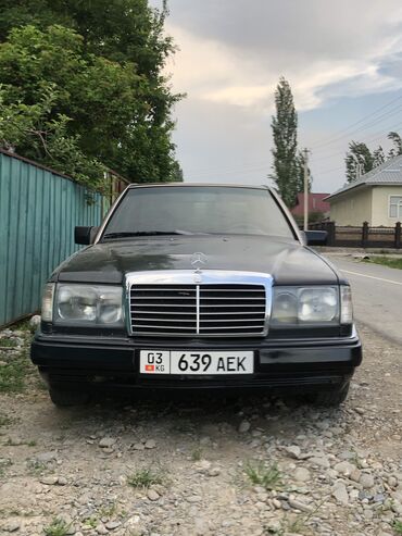 мерседе 124: Mercedes-Benz W124: 1990 г., 2.3 л, Механика, Бензин, Седан