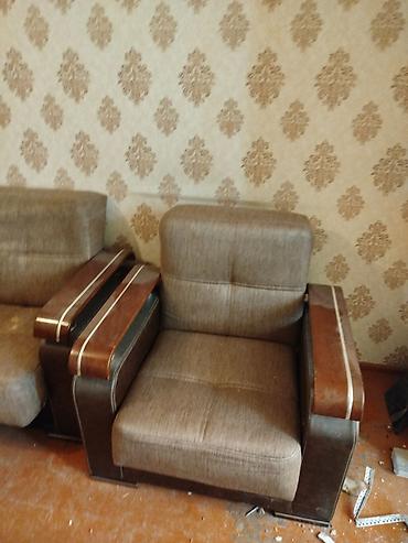 Qonaq otağı dəstləri: İşlənmiş, Divan — 1