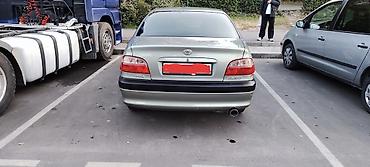 Унаа: Toyota Avensis: 2002 г., 1.8 л, Кол менен иштөөчү, Бензин, Лифтбек — 3