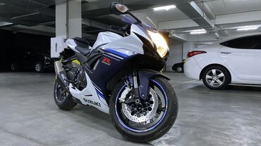 спортивный мотоцикл кавасаки: Спортивный мотоцикл Suzuki GSX‑R (серия “R”, наклейки GSX‑R на