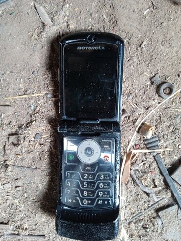 швейные машины новые: Motorola Xt810, Б/у, < 2 ГБ, цвет - Черный, В рассрочку, 2 SIM