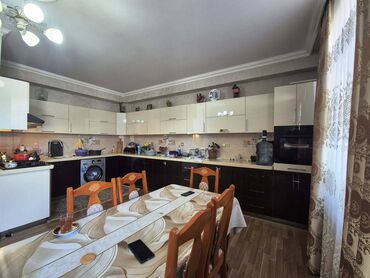 Yeni tikili: Bakıxanov qəs., 4 otaqlı, Yeni tikili, 200 kv. m -da lalafo.az — 8 Yeni tikili: Bakıxanov qəs., 4 otaqlı, Yeni tikili, 200 kv. m — 8