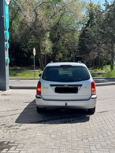 Ford: Ford Focus: 2002 г., 1.6 л, Механика, Газ, Универсал
