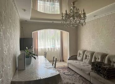 Продажа квартир: 3 комнаты, 79 м², 106 серия улучшенная, 2 этаж