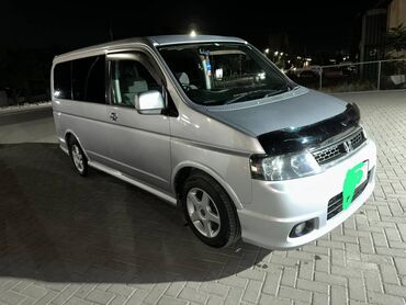 купить рено тягач: Honda Stepwgn: 2004 г., 2.4 л, Автоматтык, Бензин, Вэн/Минивэн