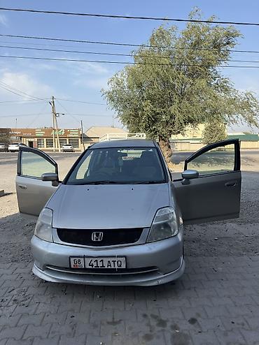 audi a2: Honda Stream: 2001 г., 2 л, Автомат, Бензин, Минивэн — 5