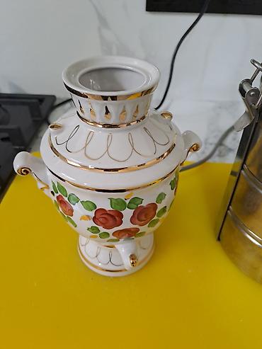 Чайники: Фарфоровые чайные сервизы и заварочные чайники с ручной росписью — 37