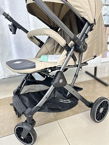 девочек: Прогулочная коляска Kidilo, бежевый цвет. Основные особенности: - — 5
