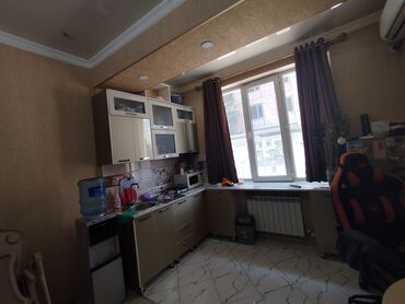 1 комнотная квартира: 1 комната, 62 м², Элитка, 1 этаж, Косметический ремонт