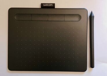 Digər kompüter aksesuarları: Wacom Intuos S Black qrafik planşeti satılır. Vaxtilə Amerikadan