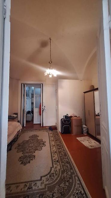 2 ci mikrorayon: Bakı, 28 May, 2 otaqlı, Köhnə tikili, m. 28 may, 70 kv. m — 6