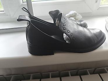Мокасины и лоферы: Женские кожаные туфли-лоферы REUCHLL - Модель: slip-on, без шнуровки — 2