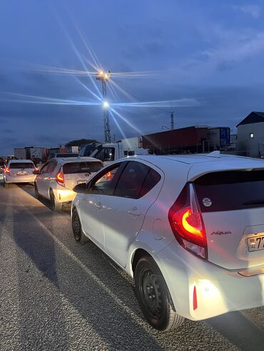 Taksi sürücüləri: Taksi sürücüsü tələb olunur, Nəqliyyat təmin edilir, Həftəlik ödəniş, 1-2 illik təcrübə — 5