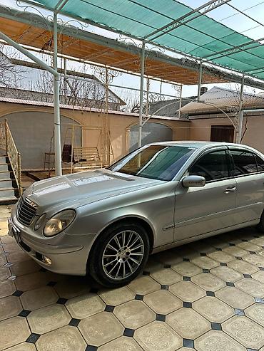 Mercedes-Benz: Mercedes-Benz E-Class: 2002 г., 2.6 л, Механика, Бензин, Седан — 5