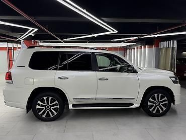 Продажа авто: Toyota Land Cruiser: 2019 г., 4.6 л, Автомат, Бензин — 5