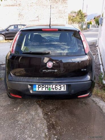 Fiat Punto: 1.3 l | 2011 year | 183000 km. Hatchback