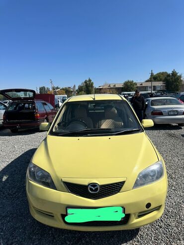 срочно срочно продаю горит: Mazda Demio: 2003 г., 1.3 л, Автомат, Бензин