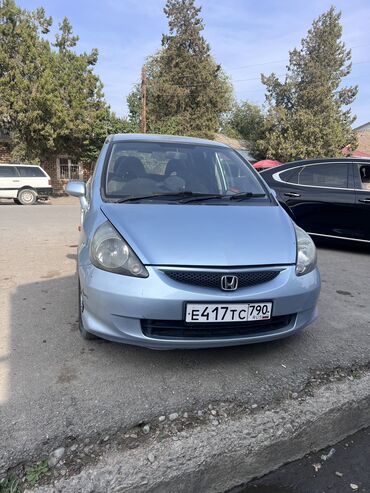 токмок авто машина: Honda Fit: 2004 г., 1.3 л, Автомат, Бензин, Вэн/Минивэн