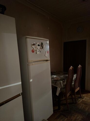 Köhnə tikili: 3 otaqlı mənzil – daxili planlaşdırma və xüsusiyyətlər - Geniş zal — 1