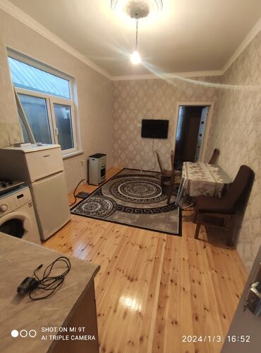 bine heyet evleri: 2 комнаты, 50 м², Свежий ремонт