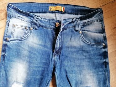 zara farmerke snizenje: Jeans, Regular rise, Ripped