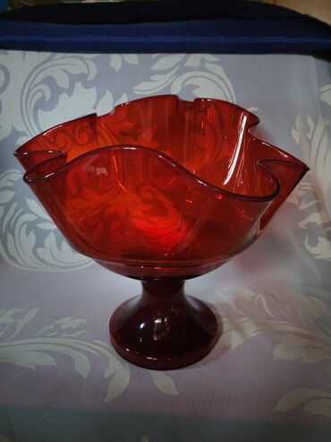 simpo krevet samac: Vase, Glass