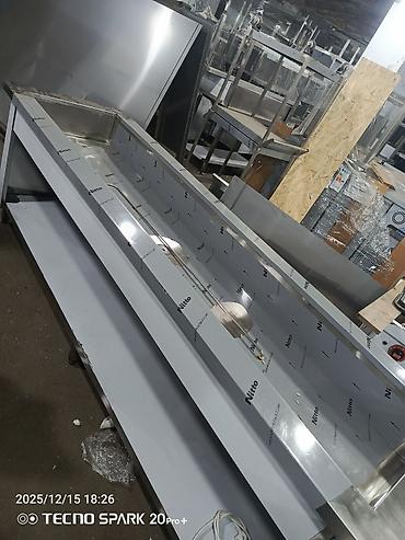 Biznes üçün avadanlıq: Paslanmayan poladdan (inox) uzun vitrin/banio tipli qida sərgiləmə və — 1