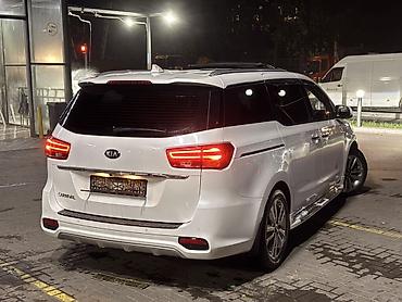 буд сонг л: Kia Carnival: 2019 г., 2.2 л, Автомат, Дизель, Минивэн — 5