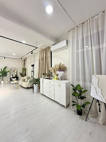 сдаётся помещение: : Для визажиста, Для мастера по маникюру, 80 м², В бизнес центре — 2