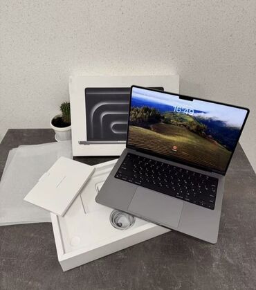 macbook pro 17: Б/у Apple MacBook, 14 ", Apple M3, 512 ГБ