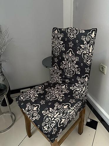 Prekrivači za nameštaj: Akcija navlake za stolice bez karnera 
2200 din 6 kom plisane — 10