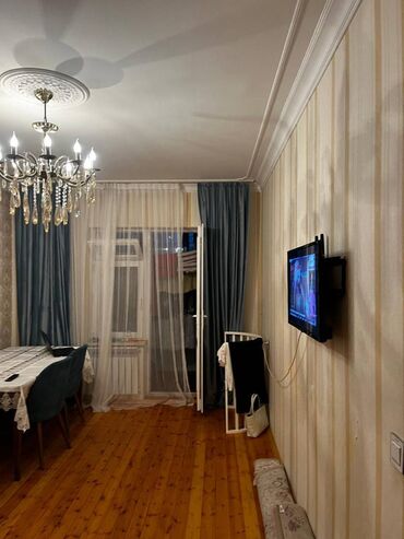 Uzunmüddətli kirayə mənzillər: Azadlıq metrosuna əyaqla 10 dəqiqəlik məsafədə 9 mərtəbəli binanın — 2