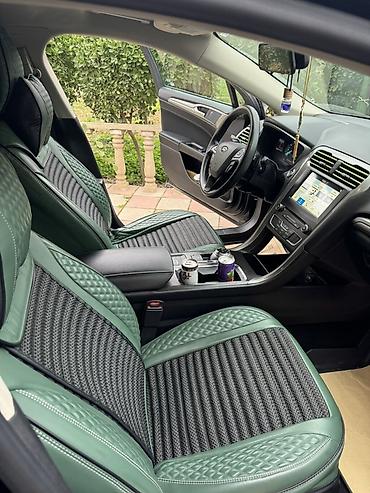 per: Ford Fusion: 1.5 l | 2018 il 179800 km Sedan — 9