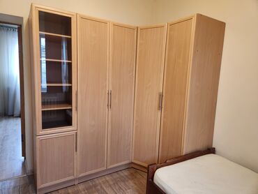двухъярусная кровать с шкафом: Шкаф для одежды, Угловой