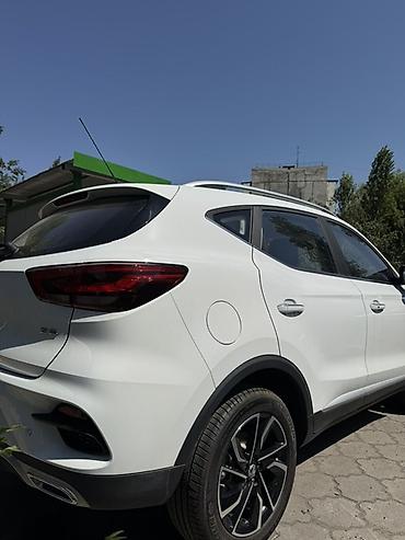 byd e1: MG ZS: 2024 г., 1 л, Автомат, Бензин, Кроссовер — 4