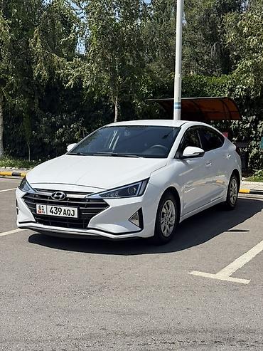 Hyundai Avante: 2018 г., 1.6 л, Автомат, Газ, Седан