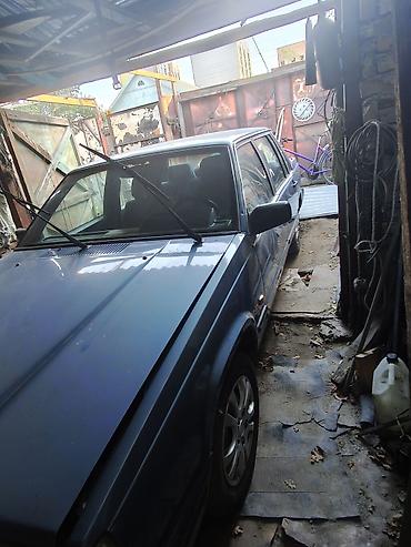 Volvo: Volvo 740: 1987 г., Кол менен иштөөчү, Бензин, Седан — 2
