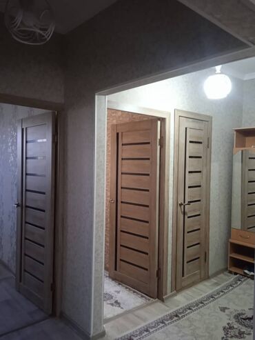 продаю дом таш добо: 2комнатная квартира, с ремо́нто́м, в районе автово́гза́л, 2этаж не