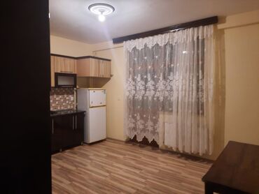 аренда и продажа недвижимости: Xırdalan 8 saylı məktəbin yanı 9/6 lifti var . 2 otaq 100 kv yaşayış