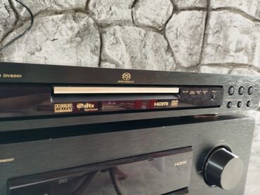 Musiqi mərkəzləri: - Marantz AV Surround Receiver SR8600 - HDMI girişi - Dolby — 11